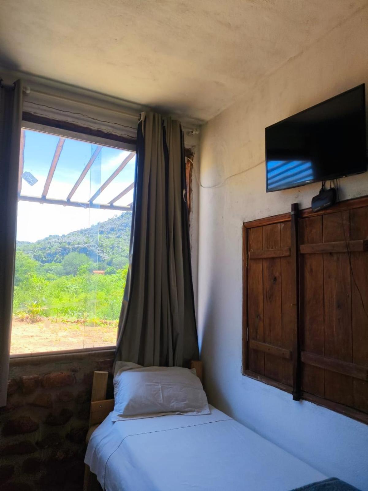 Recanto Das Pedras Fabião Buitenkant foto